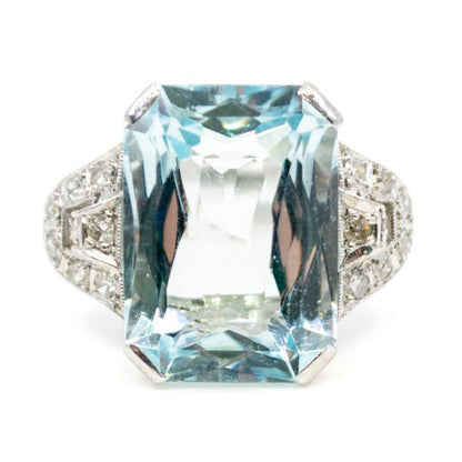 Retro 9.5ct Aquamarine and Diamond Ring