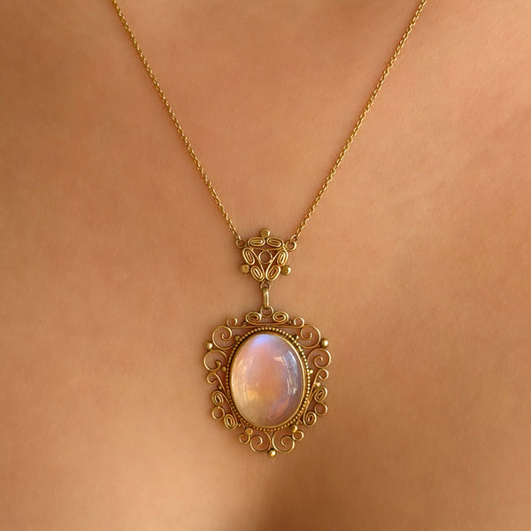 Edwardian Moonstone Pendant Necklace