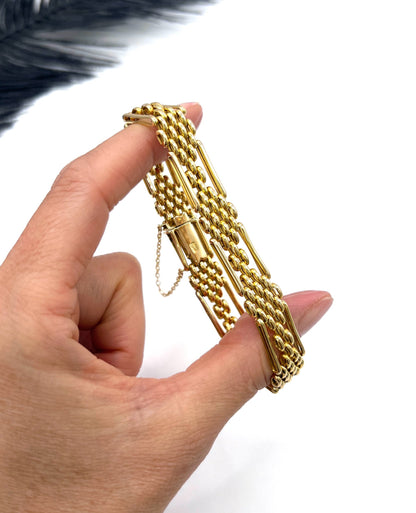Antique Edwardian Gate Link Bracelet in 15ct Yellow Gold