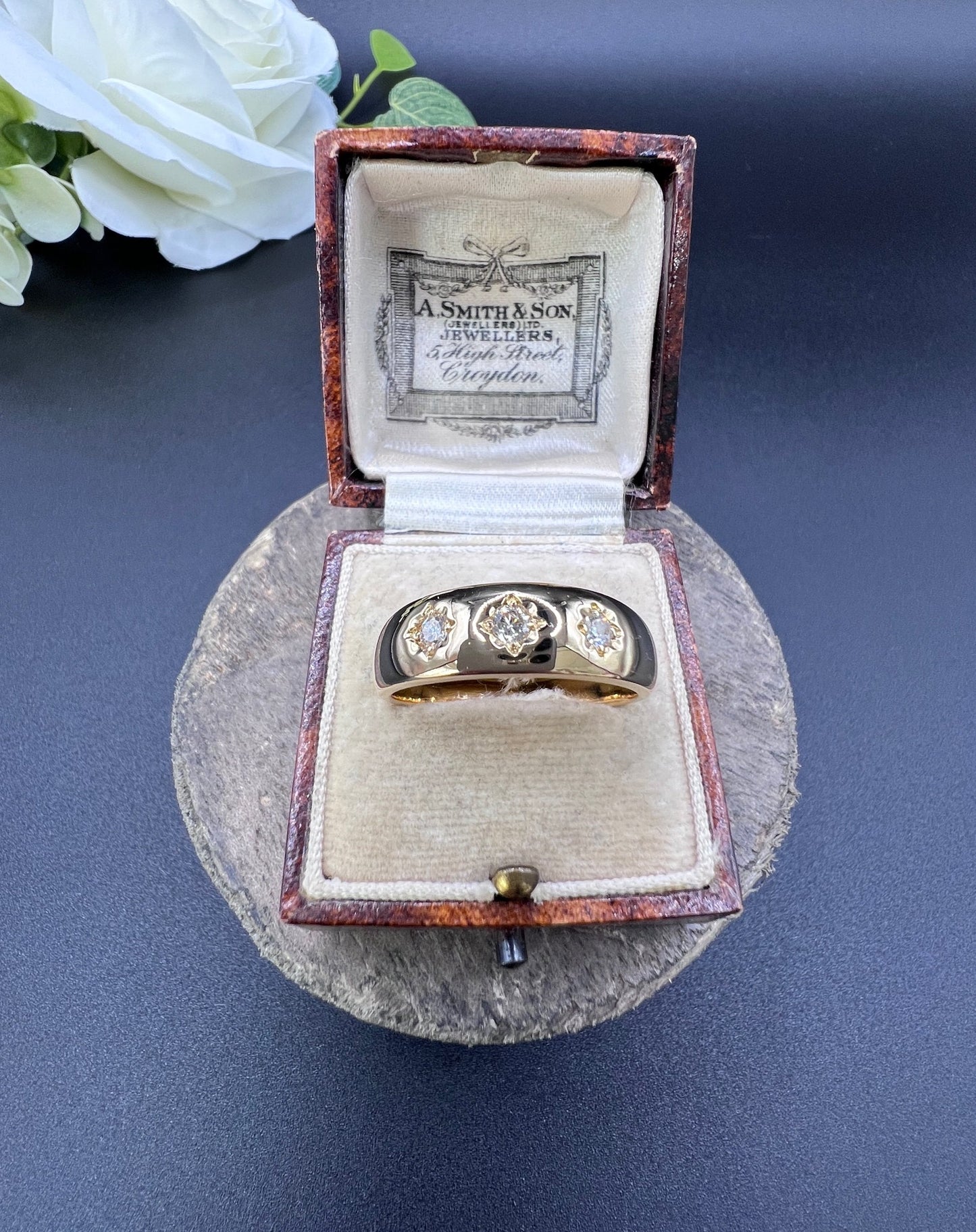 Vintage 18ct Yellow Gold, 1960s 3 Stone Diamond Band Ring