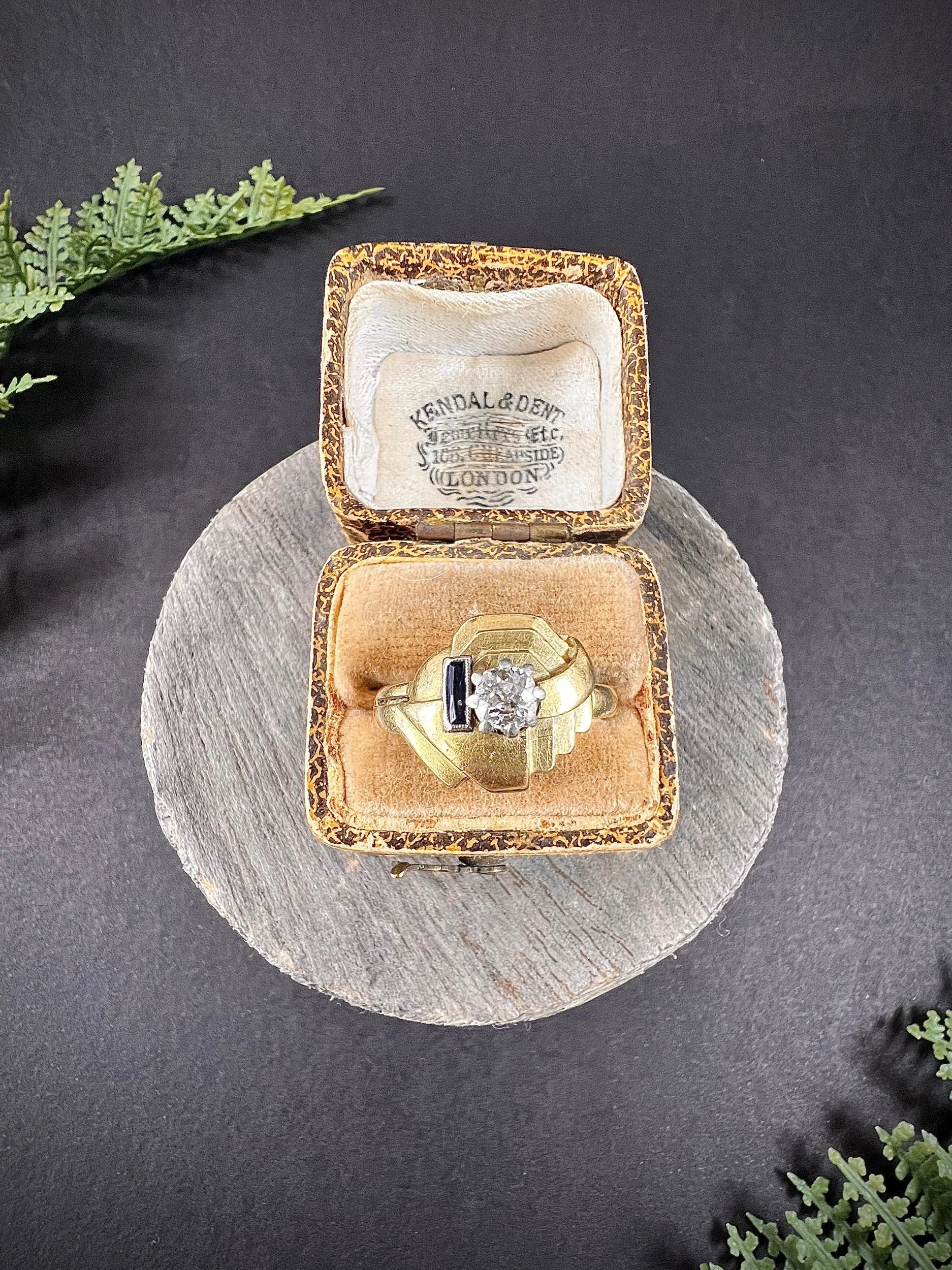 Art Deco 18 Carat Yellow Gold Sapphire and Diamond Geometric Ring, Circa 1920