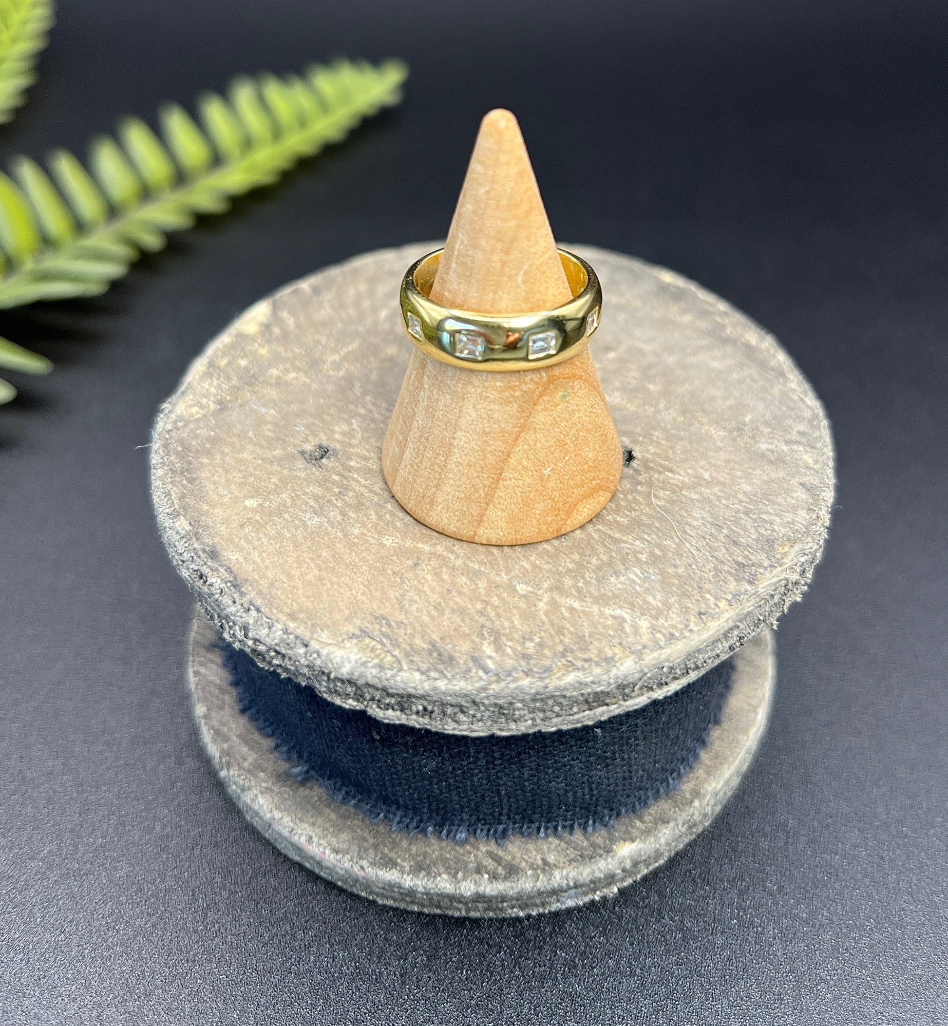 Vintage 18 Carat Yellow Gold Square Cut Diamond Set Band Ring, Circa 1980