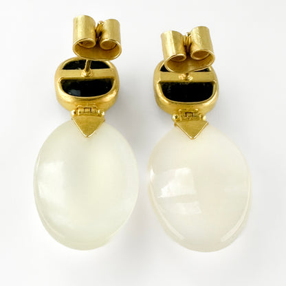 Vintage Moonstone and Onyx Drop Earrings