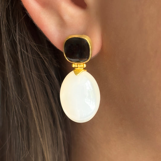 Vintage Moonstone and Onyx Drop Earrings