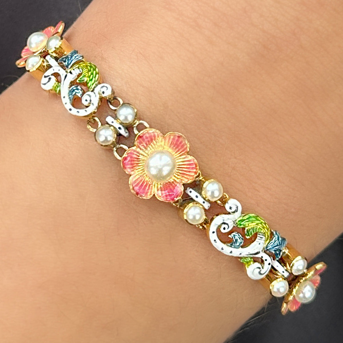 Edwardian Antique Enamel and Pearl Set 15ct Gold Curb Link Bracelet