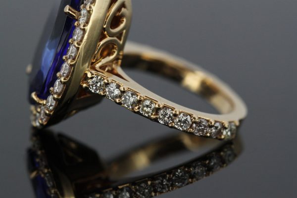 Vintage 14.38ct Natural Tanzanite and Diamond Ring, 18ct Yellow Gold