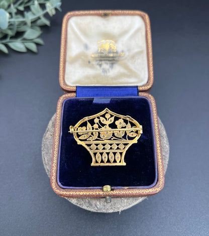 Belle Epoque 18 Carat Gold, Platinum, Diamond and Pearl Flower Basket Brooch/Pendant
