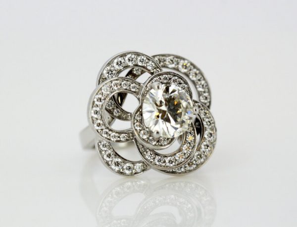 Chanel Fil de Camélia Diamond Ring in 18ct White Gold