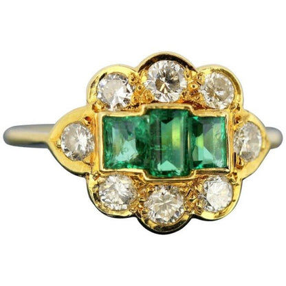 Vintage Emerald and Diamond Ring in 18ct Yellow Gold