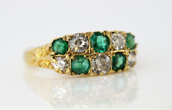 Antique Victorian Emerald and Diamond Ring in 18ct Yellow Gold, Circa 1890s