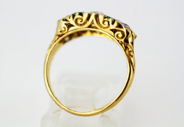 Antique Victorian Emerald and Diamond Ring in 18ct Yellow Gold, Circa 1890s
