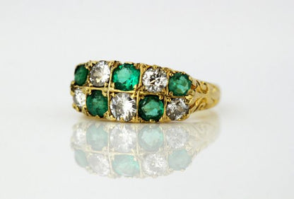 Antique Victorian Emerald and Diamond Ring in 18ct Yellow Gold, Circa 1890s
