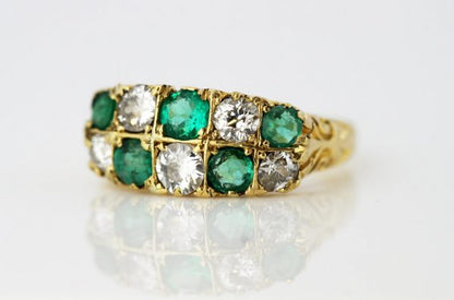 Antique Victorian Emerald and Diamond Ring in 18ct Yellow Gold, Circa 1890s