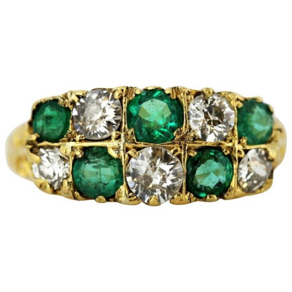 Antique Victorian Emerald and Diamond Ring in 18ct Yellow Gold, Circa 1890s
