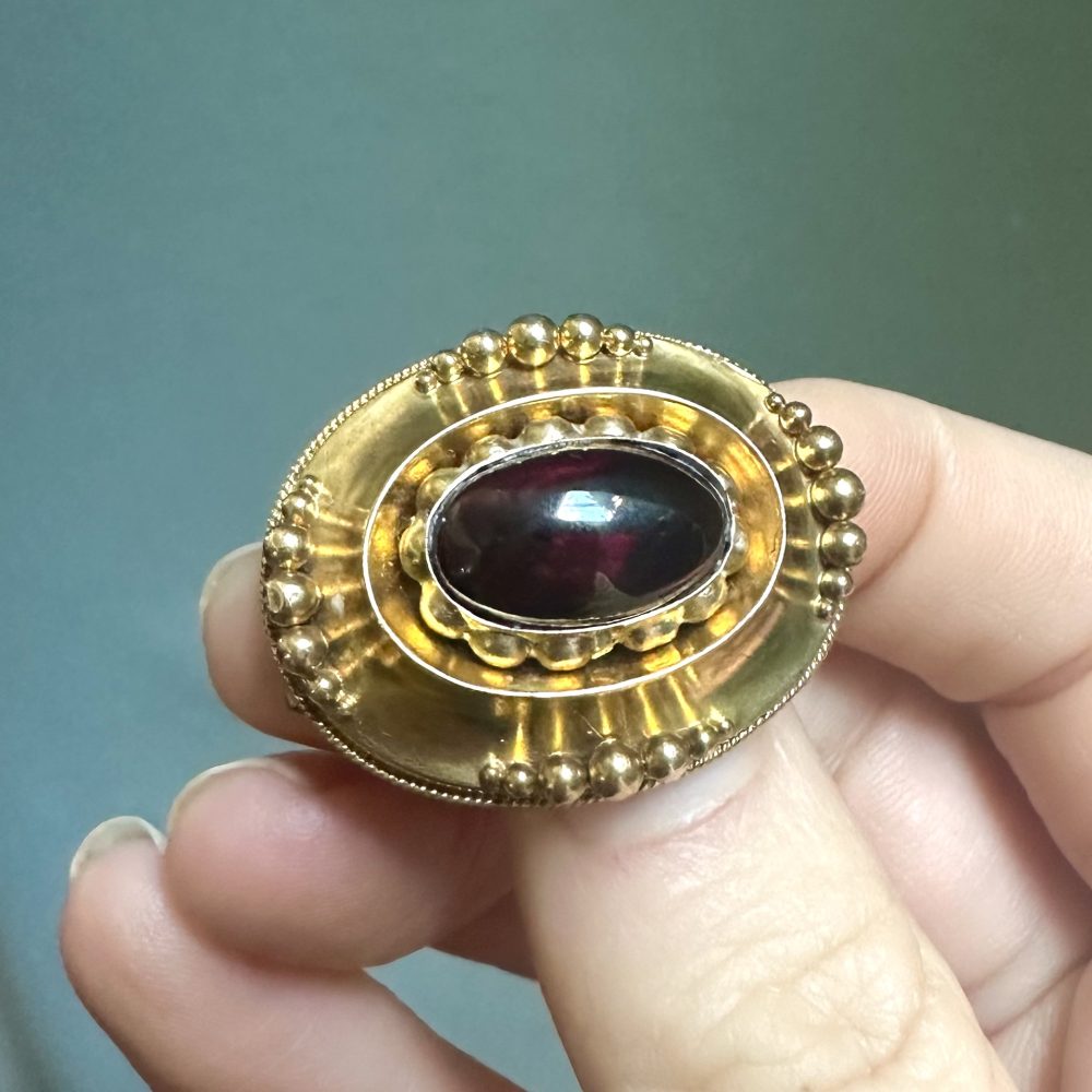 Antique Victorian Cabochon Garnet Gold Brooch