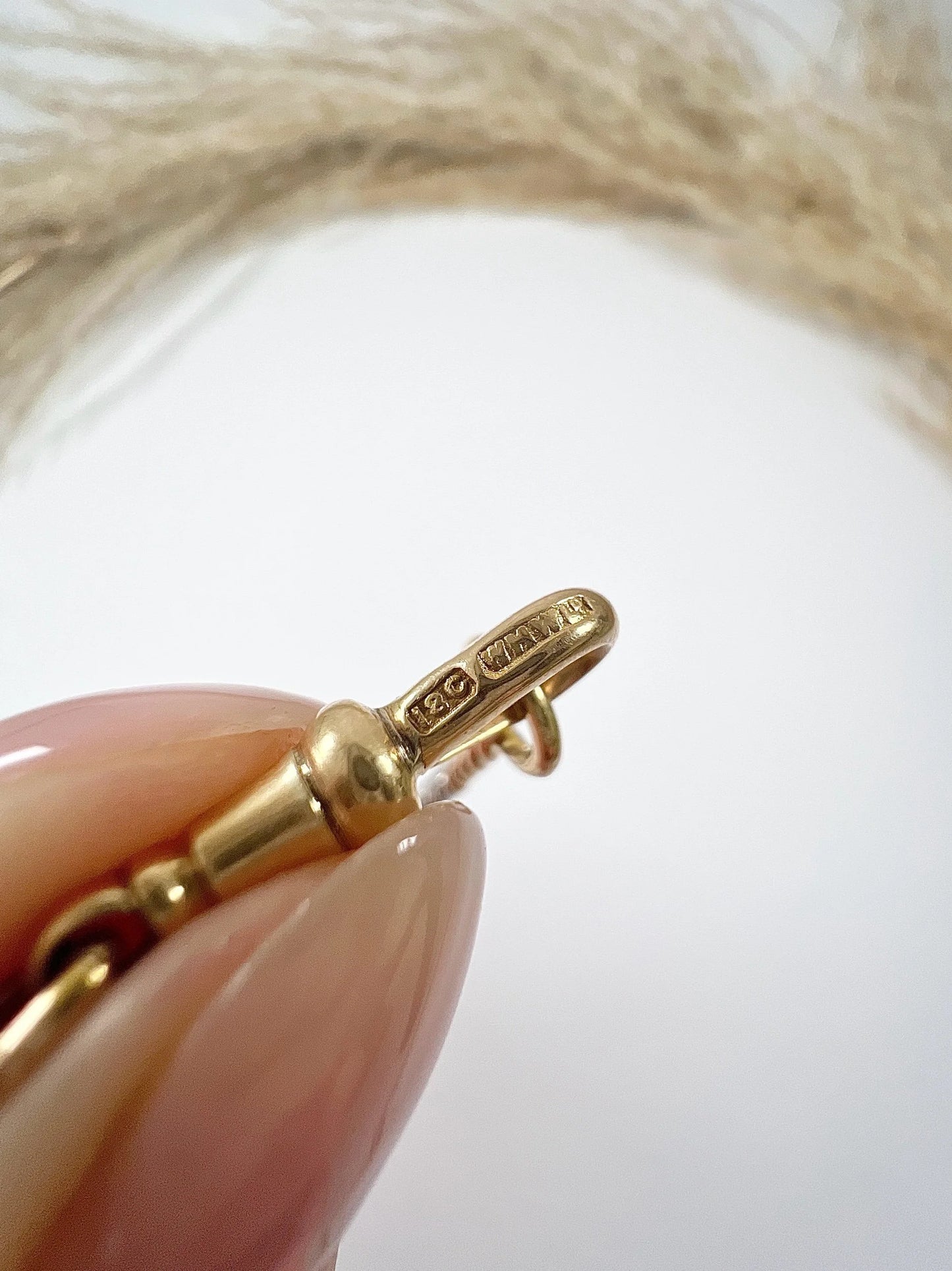 Antique 18 Carat Gold and Platinum Curb Link Bracelet with Swivel Clasp, Circa 1920