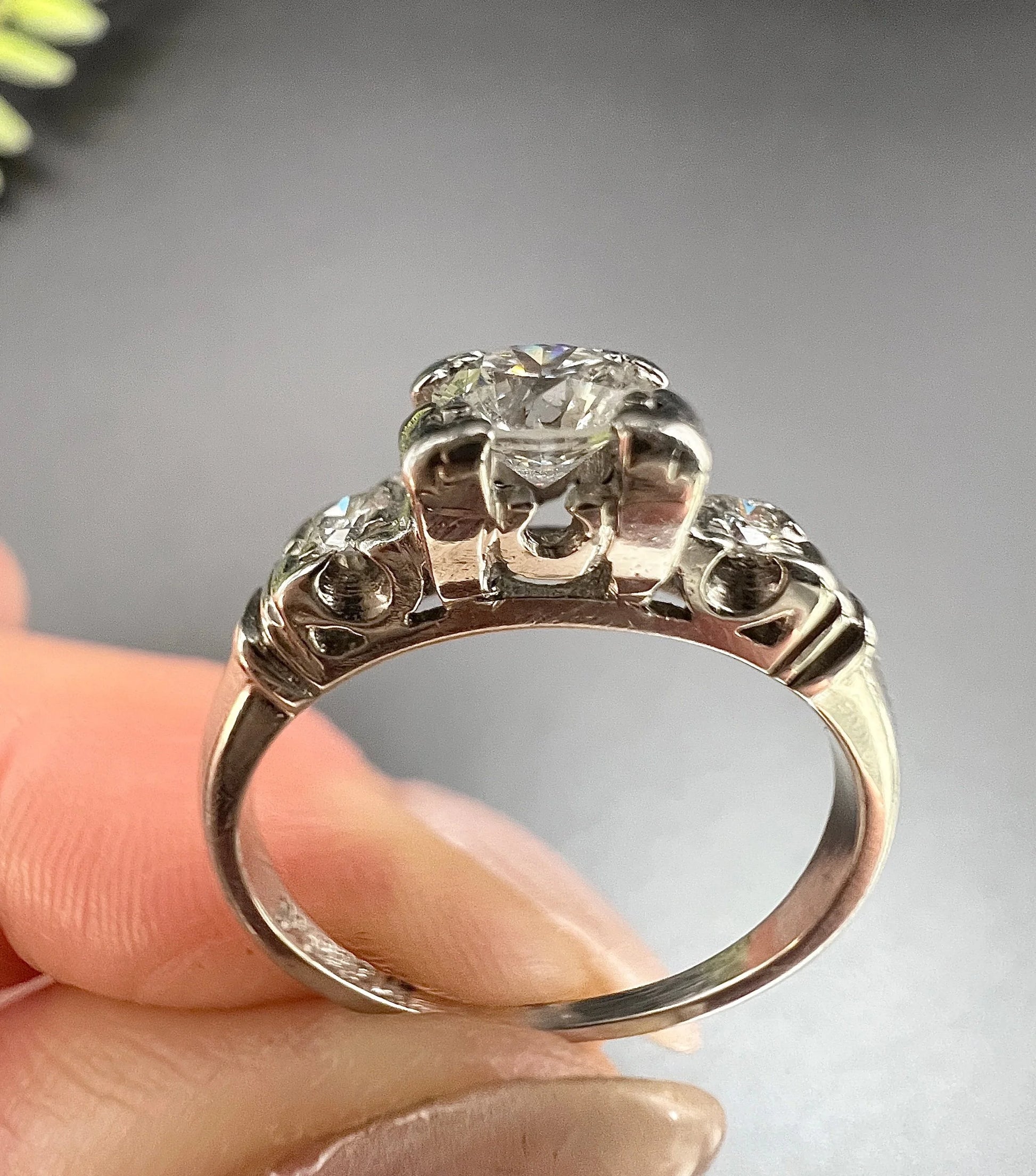 Antique Platinum 1920's Single Stone Diamond Engagement Ring With Diamond Shoulders