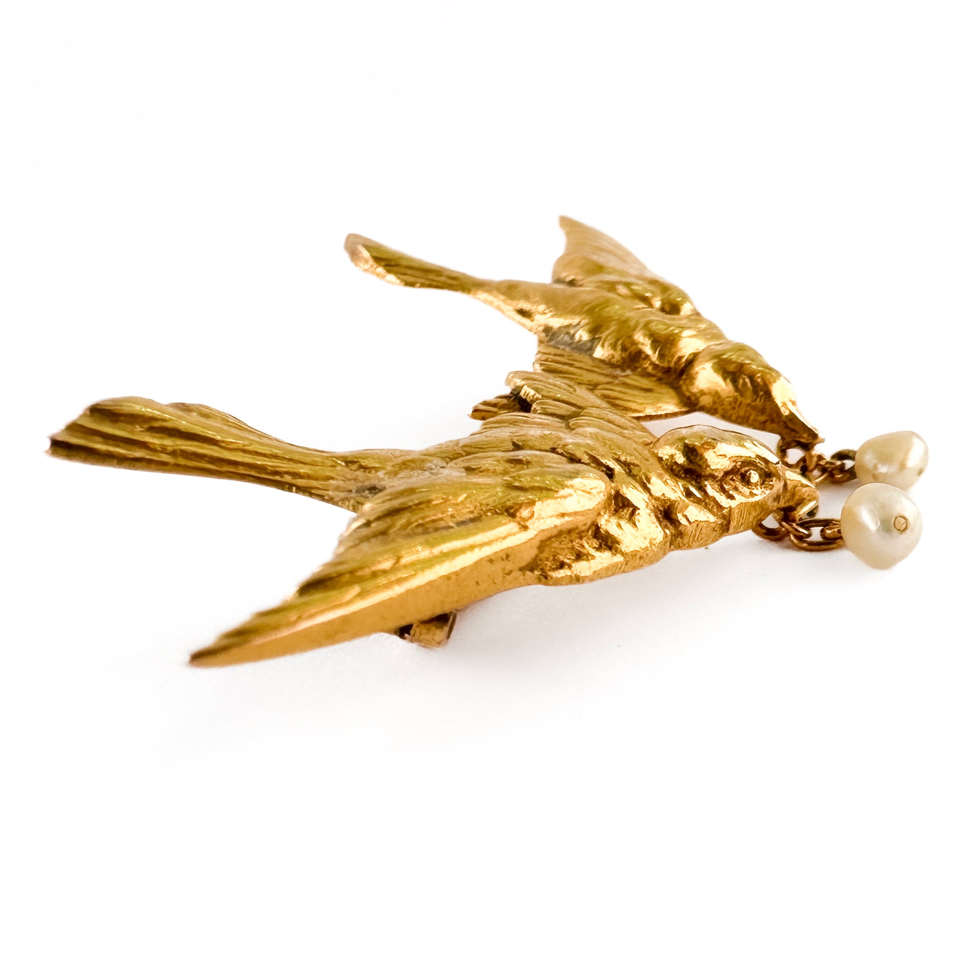 Antique French 18ct Yellow Gold Love Bird Brooch with Natural Pearls