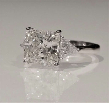 3.11ct Radiant Cut Diamond Ring with Certificate