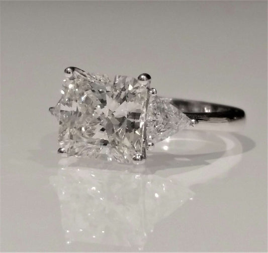 3.11ct Radiant Cut Diamond Ring with Certificate