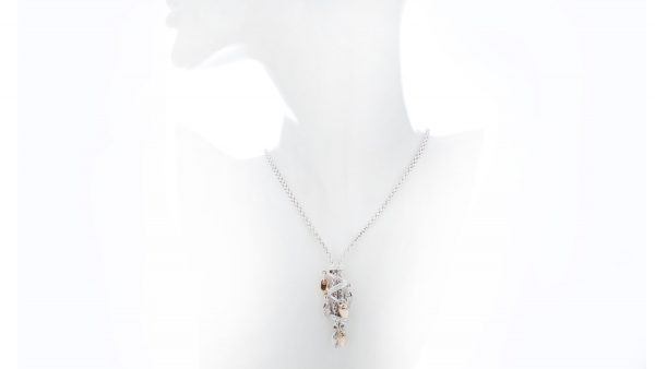 Fope 18ct White Gold Necklace; with 0.52 carats brilliant cut Diamond set rondels, Made in Italy, Circa 2000s