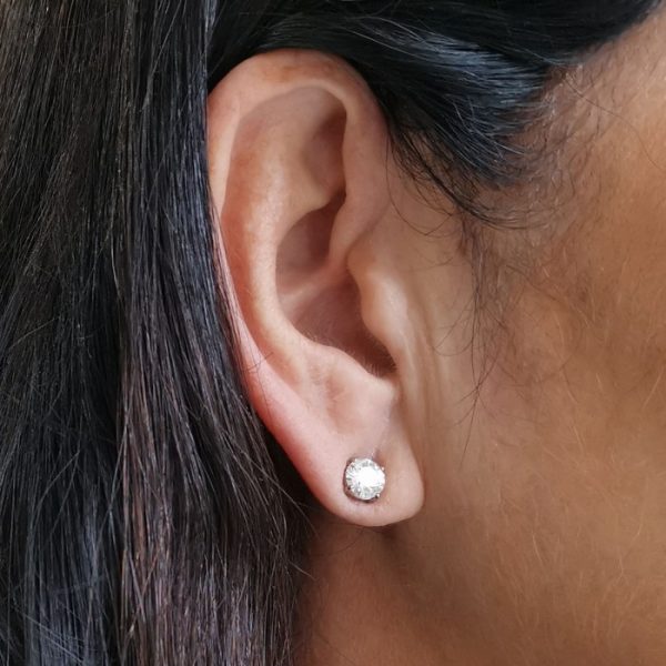 Brilliant Cut Diamond Stud Earrings, 2.80 carat total, in platinum and white gold