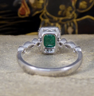 1.05ct Emerald and Diamond Cluster Ring with Diamond Set Shoulders
