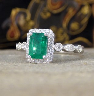 1.05ct Emerald and Diamond Cluster Ring with Diamond Set Shoulders
