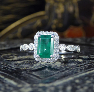 1.05ct Emerald and Diamond Cluster Ring with Diamond Set Shoulders