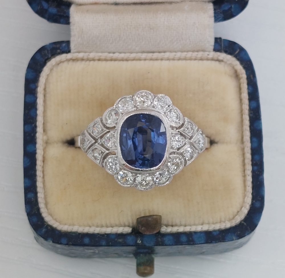 1.50ct Sapphire and Diamond Geometric Cluster Dress Ring in Platinum