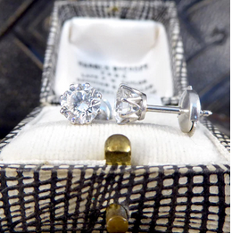 1.80ct Round Brilliant Cut Diamond Stud Earrings