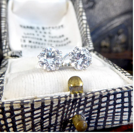 1.80ct Round Brilliant Cut Diamond Stud Earrings