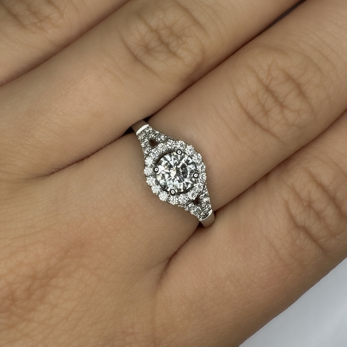 Diamond Halo Ring 0.54cts