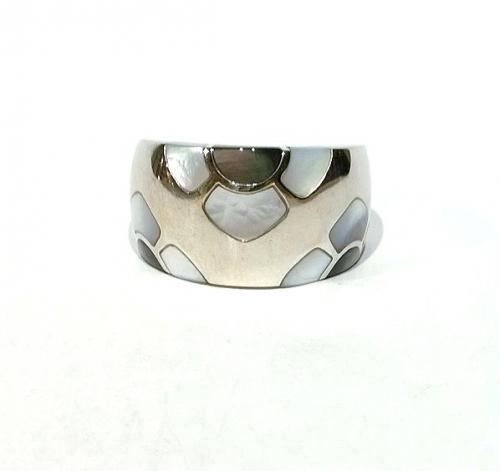 Van Cleef & Arpels Alhambra Ring