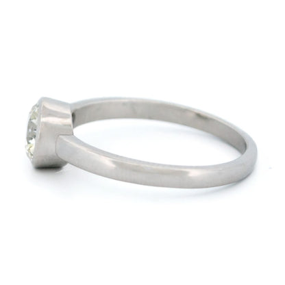 Vintage diamond engagement ring in platinum.