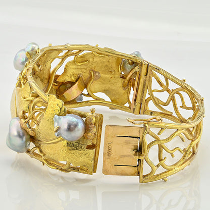 Vintage Cecconi Pearl and 18ct Yellow Gold Ivy Leaf Design Bangle Bracelet