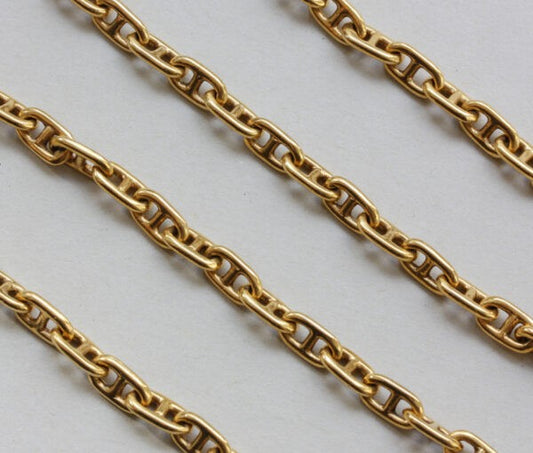 Vintage Hermes 18ct Gold Long Chaine D'Ancre Chain; an 80cm long 18ct yellow gold chaine d’ancre chain. Signed: Hermès, Paris, master’s mark GL, Circa 1970.