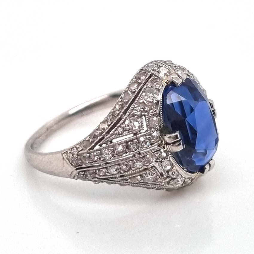 Late Art Deco 5.13ct Oval Sapphire and Diamond Cluster Bombe Cocktail Ring in Platinum