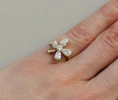 Vintage 1.62ct Diamond Four Leaf Clover Dress Ring; Numbered 16300 and 1633