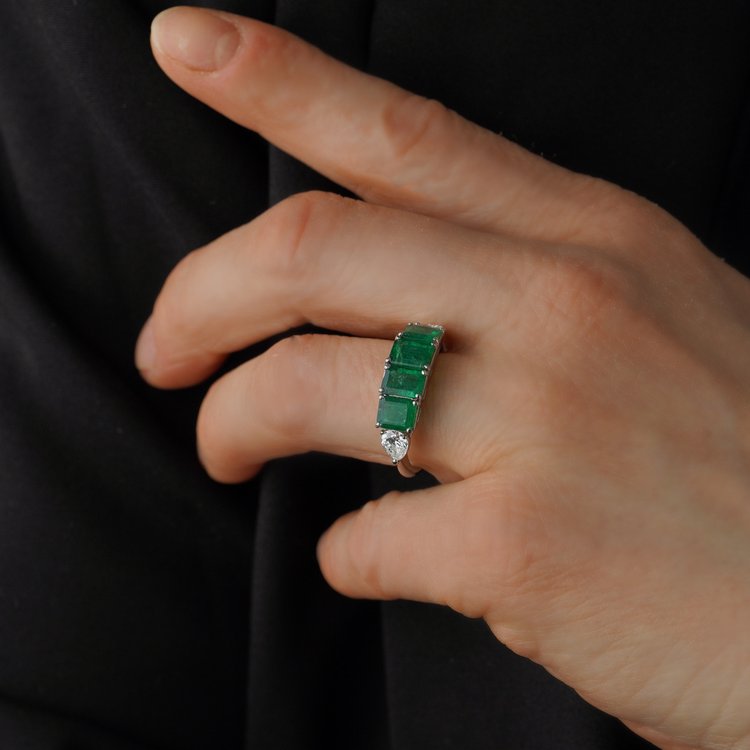 Vintage Chantecler 1.38ct Emerald and Pear Cut Diamond Ring