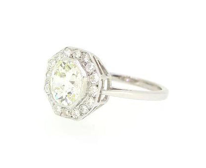 Vintage Diamond Cluster Ring, 1.55 carats, set in Platinum