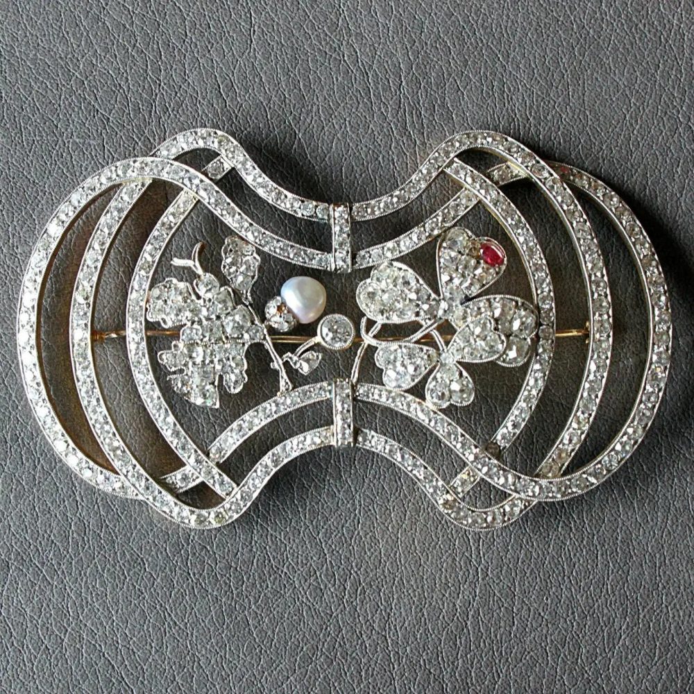 Art Nouveau Diamond Trefoil Brooch with Pearl and Ruby