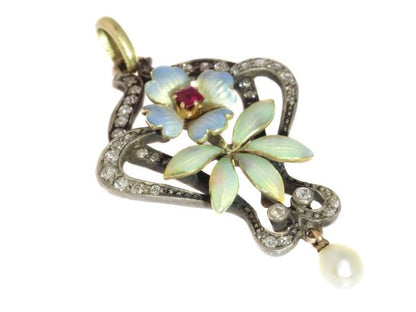 Austria-Hungarian Art Nouveau Diamond and Enamel Pendant, 14ct Gold