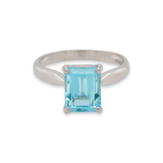 Aquamarine and 18ct White Gold Ring, 2.60 carats