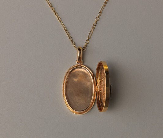 Antique Victorian 18ct Yellow Gold Oval Locket, Initial A in Diamonds