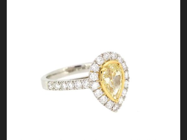 Fancy Yellow Diamond Cluster Ring, 3.16 carat total, 18ct White Gold