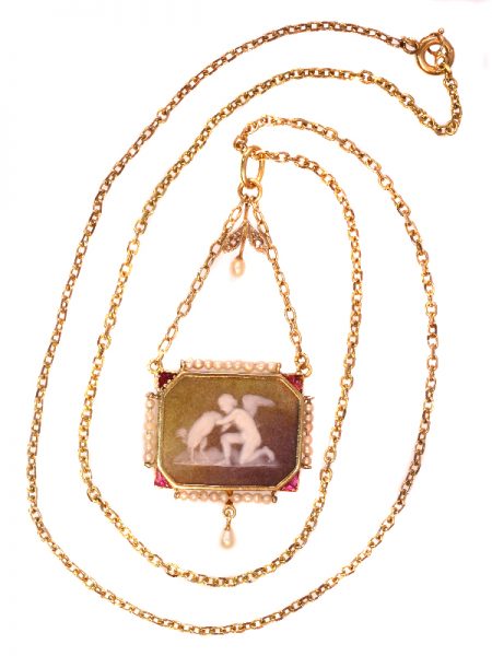 Antique Victorian Cameo Pendant on Gold Chain