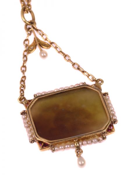 Antique Victorian Cameo Pendant on Gold Chain