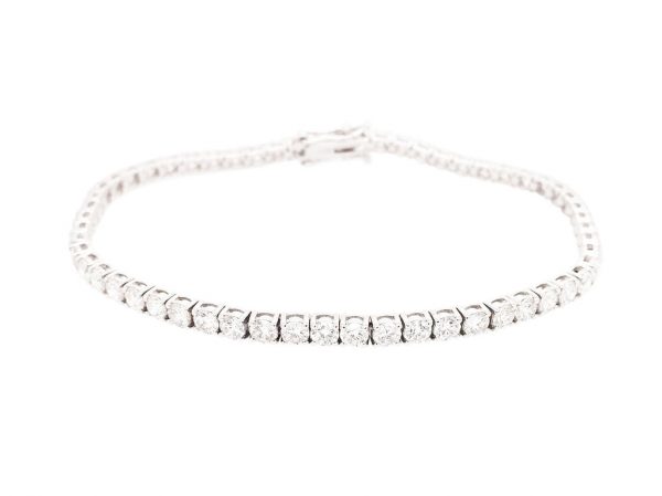 Diamond Line Bracelet, 5.32 carats, 18ct White Gold