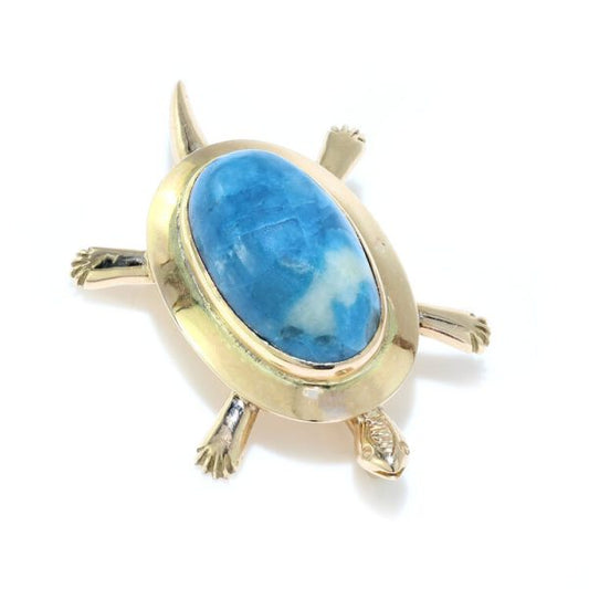 Vintage Wai Kee Gold Tortoise Brooch with Sodalite Stone; 14ct yellow gold tortoise brooch with central oval cabochon sodalite stone. Made in Kong Kong, Circa 1990s